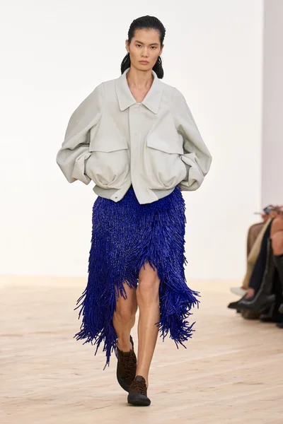 Look 37